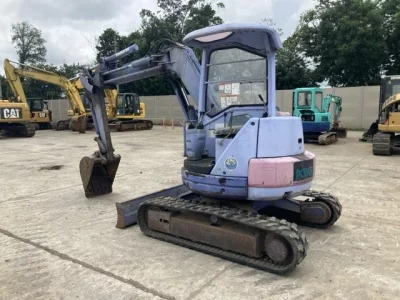 KOMATSU PC38UU-2