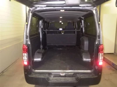 Nissan CARAVAN VAN