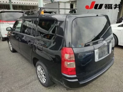 Toyota SUCCEED