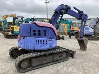 KOMATSU PC30UU-3