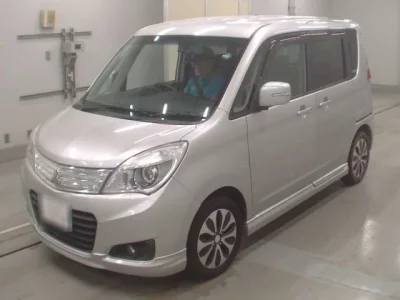 Mitsubishi DELICA D2