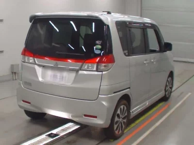 Mitsubishi DELICA D2