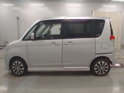 Mitsubishi DELICA D2