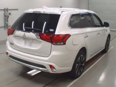 Mitsubishi OUTLANDER PHEV