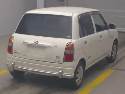 Daihatsu MIRA