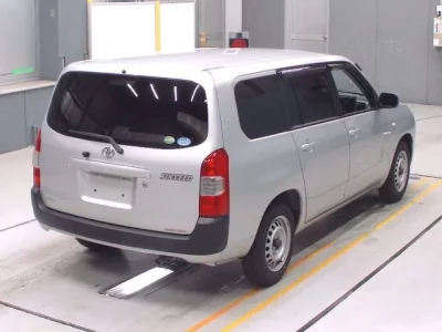 Toyota SUCCEED