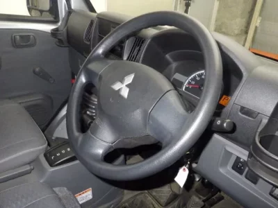 Mitsubishi MINICAB VAN