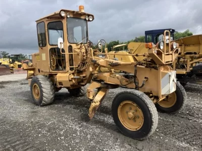 KOMATSU GD22H1