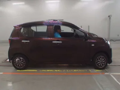 Daihatsu MIRA E S