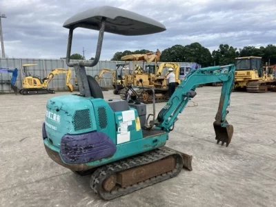 KOMATSU PC07-2