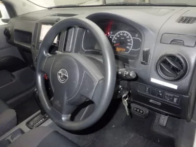 Nissan AD
