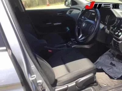 Honda GRACE