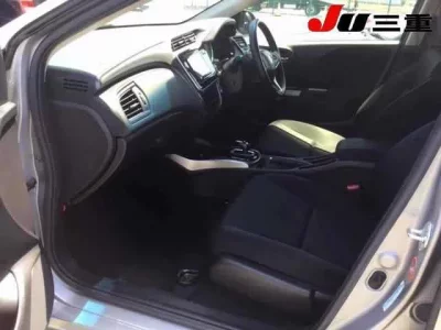 Honda GRACE