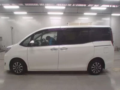 Toyota ESQUIRE