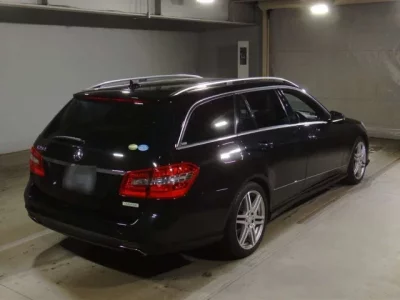 Mercedes-Benz E CLASS WAGON