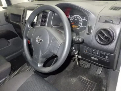Nissan AD