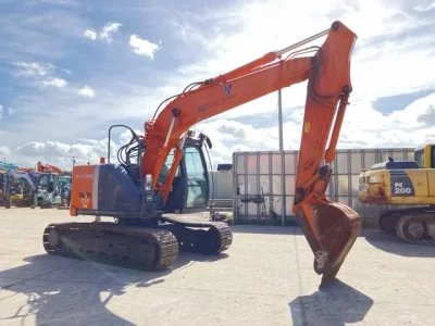 HITACHI ZX135US-3