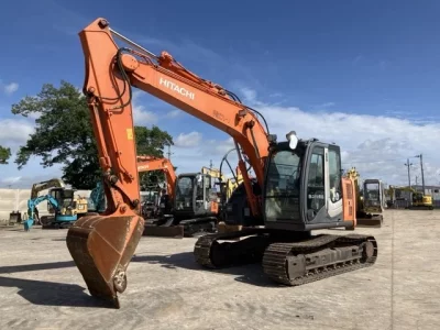 HITACHI ZX135US-3