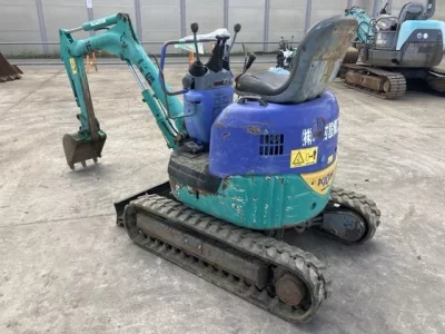 KOMATSU PC10MR-1