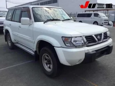 Nissan SAFARI