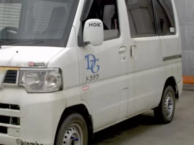 Nissan CLIPPER VAN