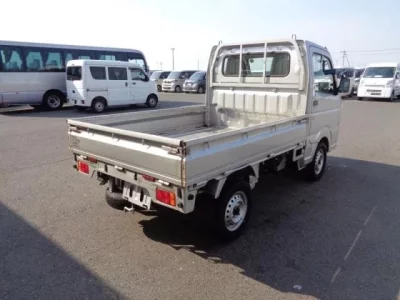 Nissan CLIPPER TRUCK