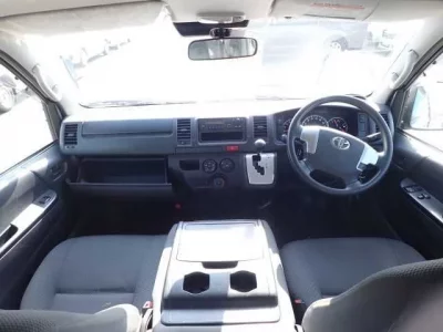 Toyota REGIUS ACE VAN