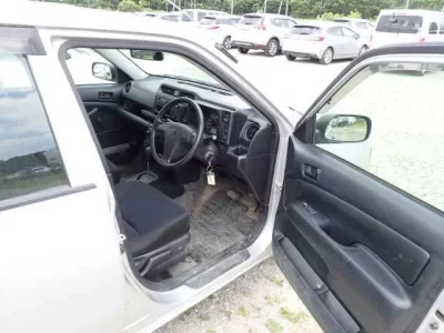 Toyota SUCCEED