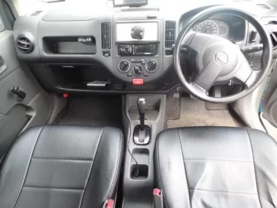 Nissan AD