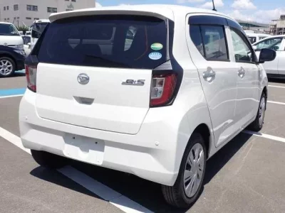 Daihatsu MIRA E S