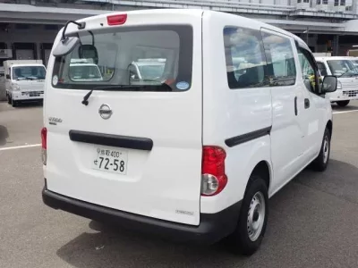 Nissan NV200