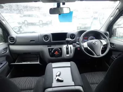 Nissan CARAVAN VAN