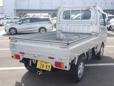 Nissan CLIPPER TRUCK