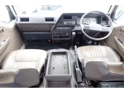 Nissan CARAVAN