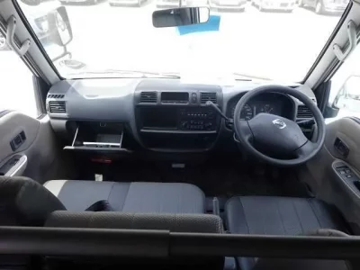 Nissan VANETTE VAN