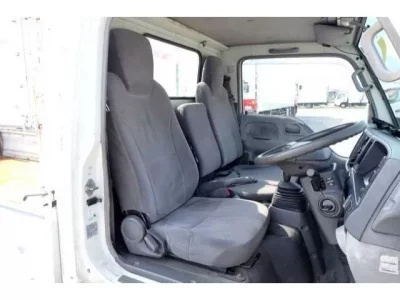 Mazda TITAN