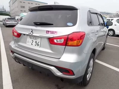 Mitsubishi RVR