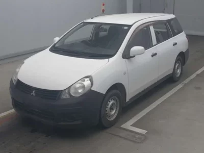 Mitsubishi LANCER VAN