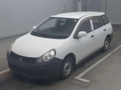 Mitsubishi LANCER VAN