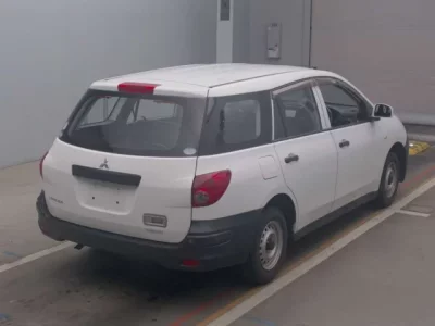 Mitsubishi LANCER VAN