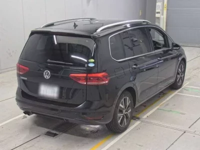 Volkswagen GOLF TOURAN