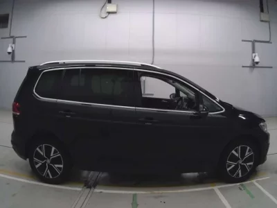 Volkswagen GOLF TOURAN