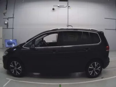Volkswagen GOLF TOURAN