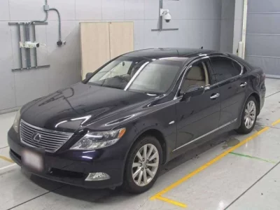 Lexus LS