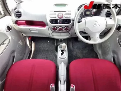 Mitsubishi I