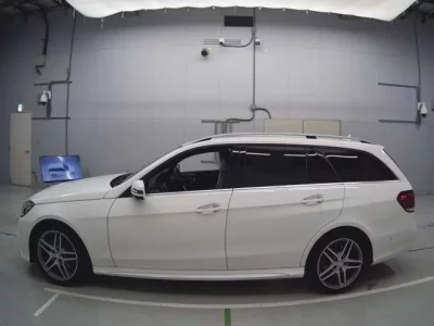 Mercedes-Benz E CLASS WAGON