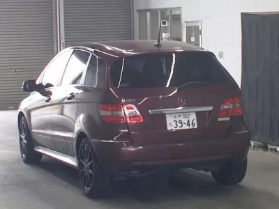 Mercedes-Benz B CLASS