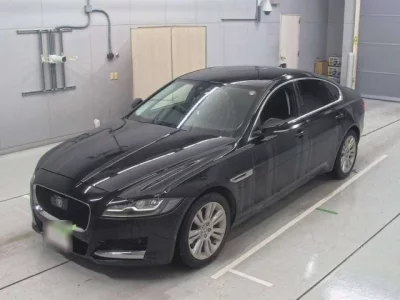 Jaguar XF SERIES