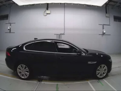 Jaguar XF SERIES