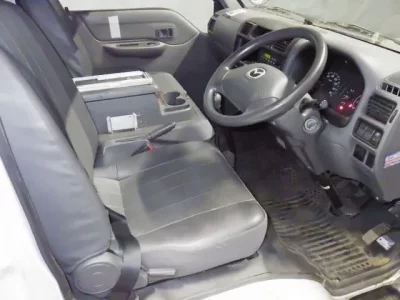 Mazda BONGO VAN